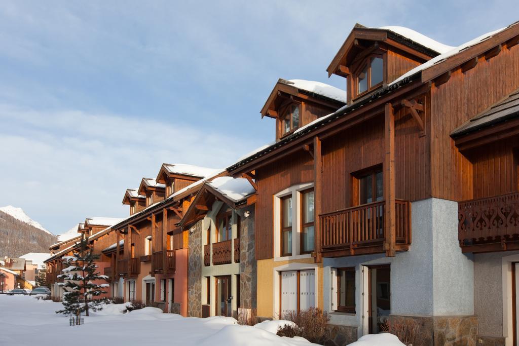 Les Chalets Du Jardin Alpin La Salle-les-Alpes Exterior photo