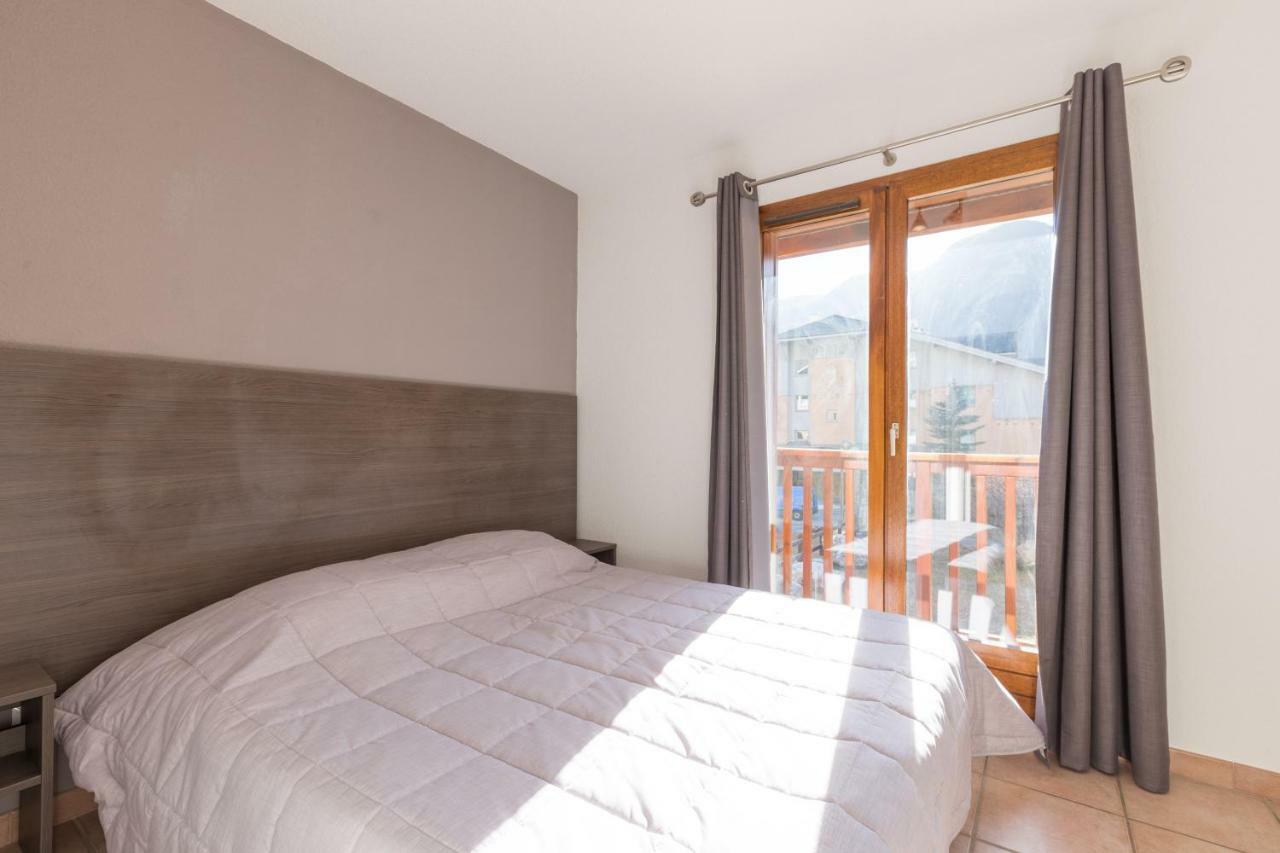 Les Chalets Du Jardin Alpin La Salle-les-Alpes Exterior photo